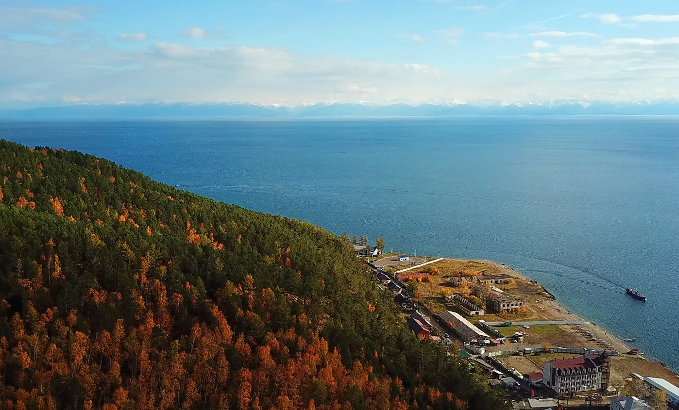 Не откладывая на позднюю осень: почему стоит поехать на Байкал именно сейчас