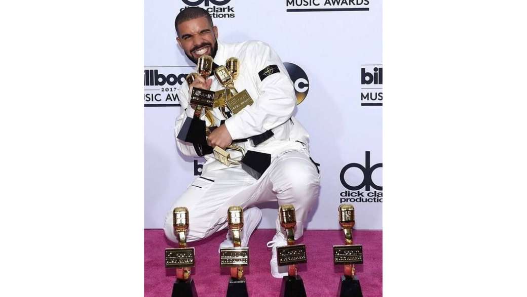 Объявлены победители Billboard Music Awards-2017