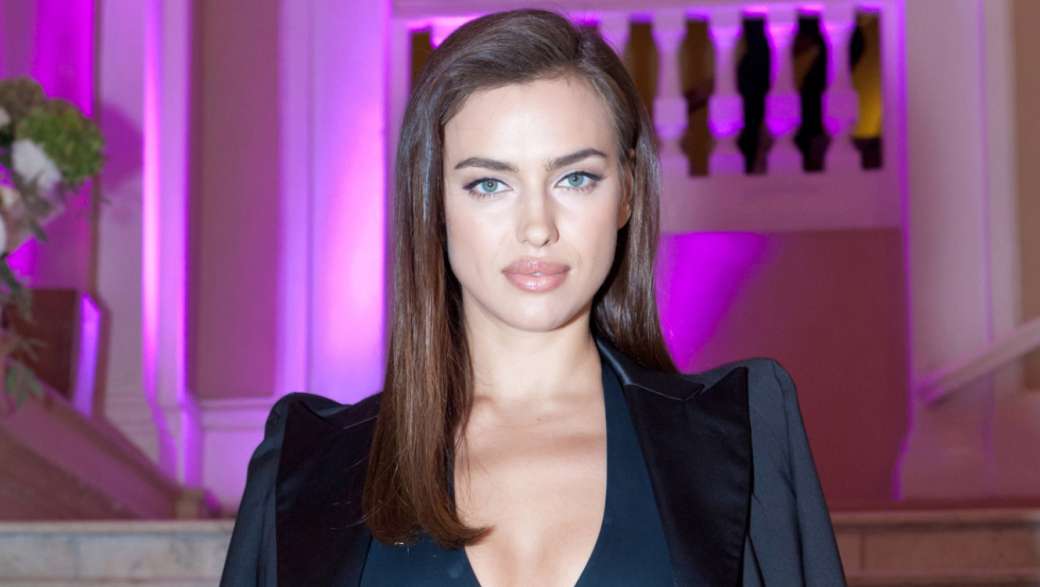 Ирина Шейк возглавила рейтинг самых популярных моделей