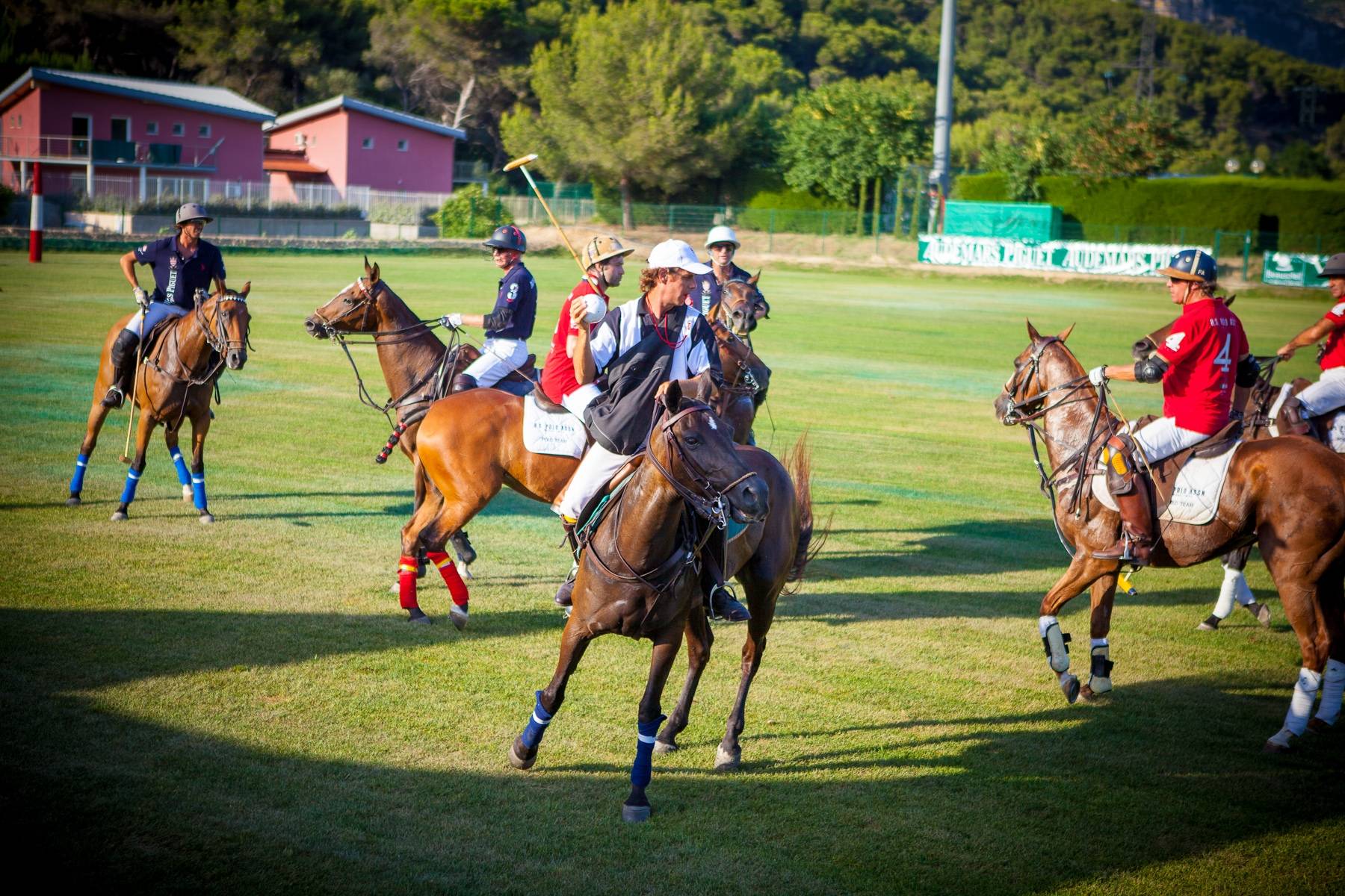 Открытие поло. Поло Монте Карло. Monte Carlo Polo Club. Гольф Монте Карло. Президентский поло клуб Матвейково.